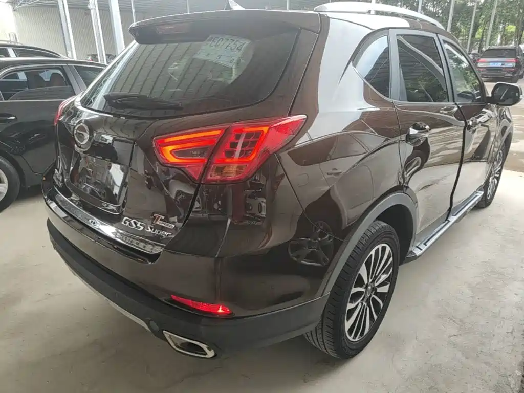 Trumpchi GS5 Super 传祺GS5 Super 2016款 1.8 T 自动两驱周年纪念版