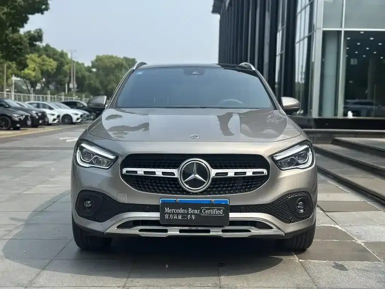 Mercedes-Benz GLA GLA 220