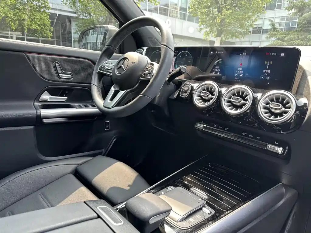 Mercedes-Benz GLA GLA 220