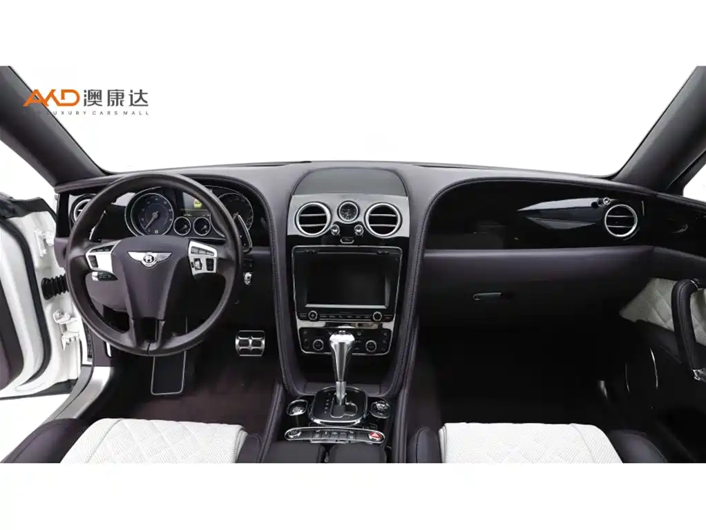 Flying Spur 飞驰2017款 4.0 T V8 S 标准版