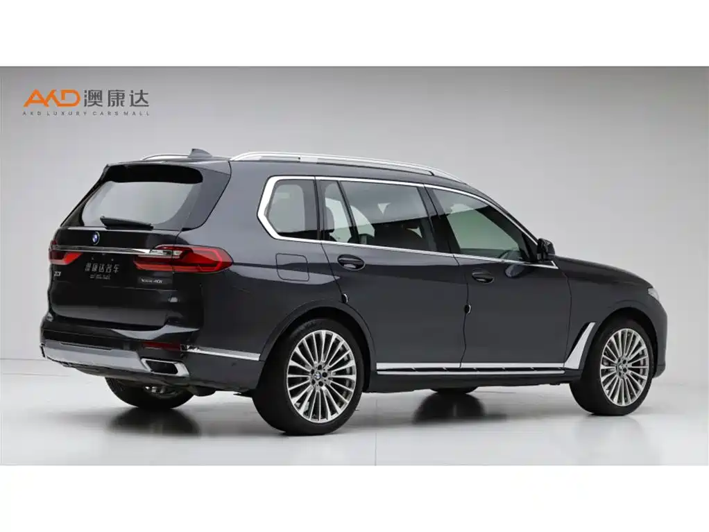 BMW X7 宝马X72021款 xDrive40 i 尊享型豪华套装