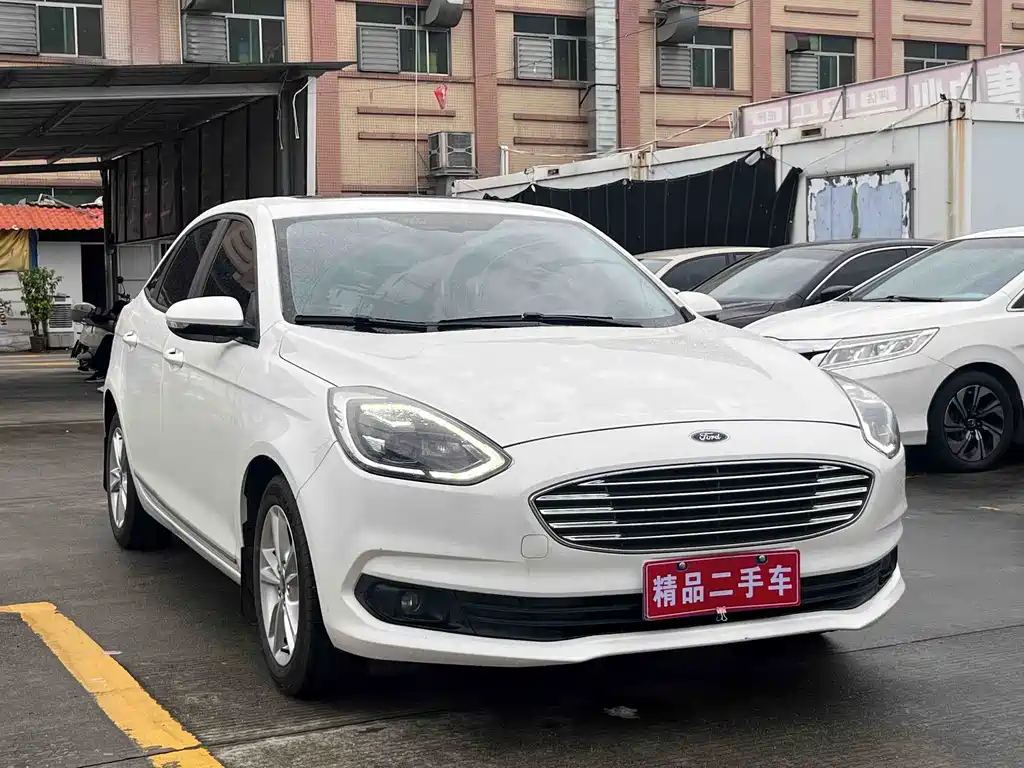 Escort Facelift 1.5 L Auto Joy CN-V