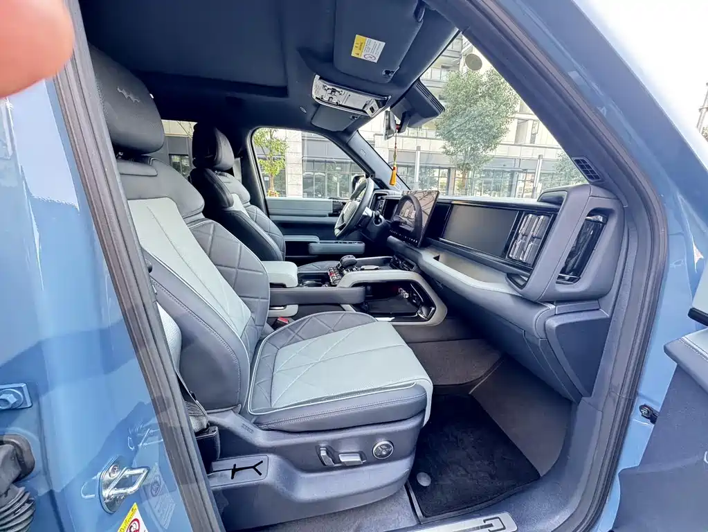 Leopard 5 Navigator