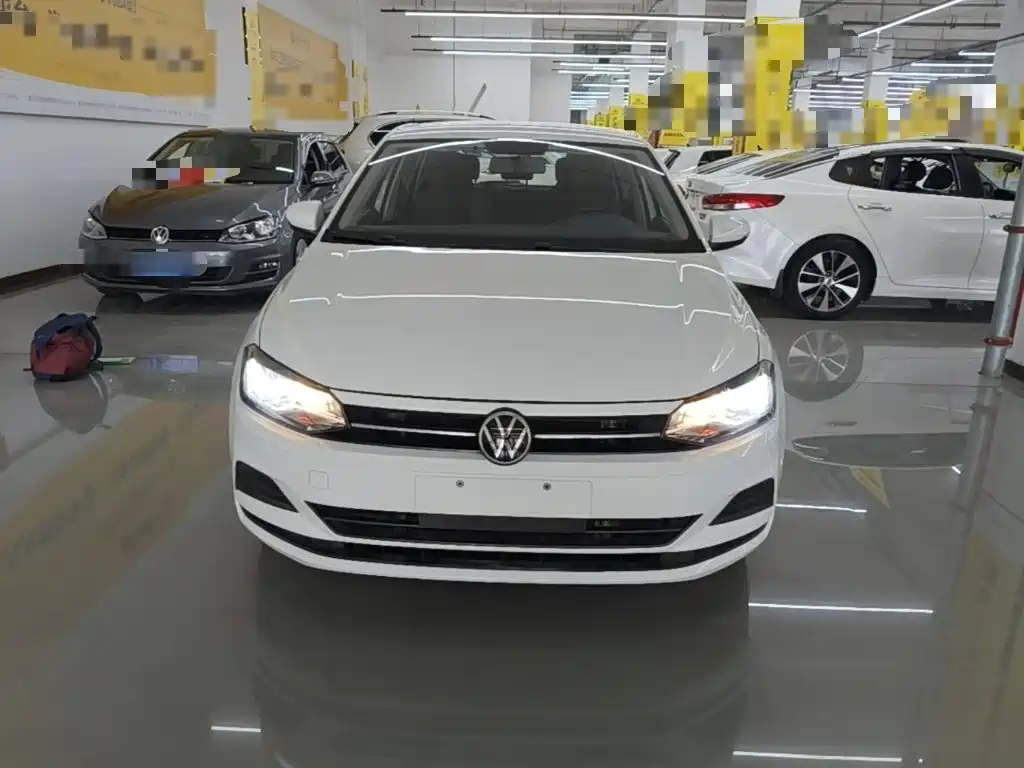 Polo Facelift Plus 1.5 L Auto Joyful Living