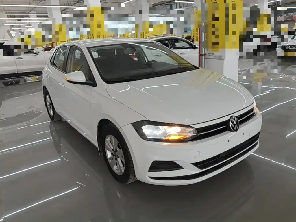 Polo Facelift Plus 1.5 L Auto Joyful Living