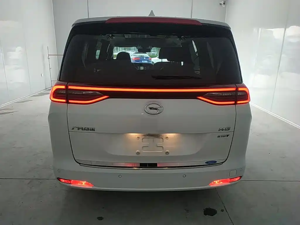 GAC Trumpchi M6 传祺M6 2021款 270 T DCT尊贵版（七座）