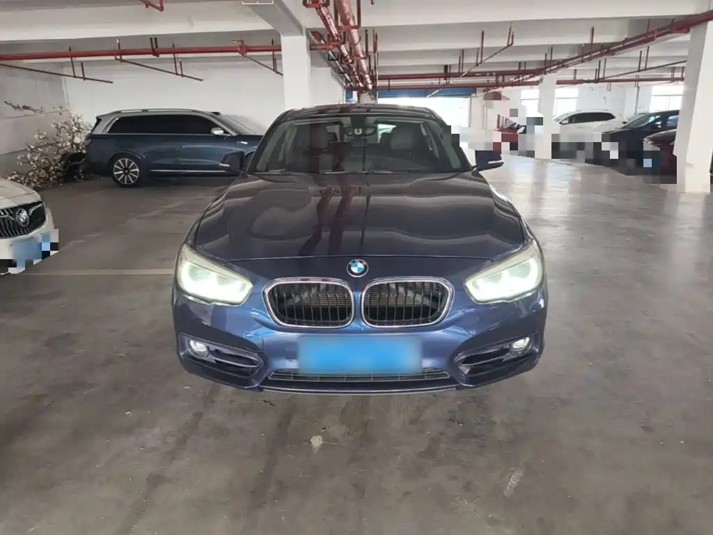 BMW 1 Series (Import) 宝马1系进口 2015款 120 i 运动设计套装