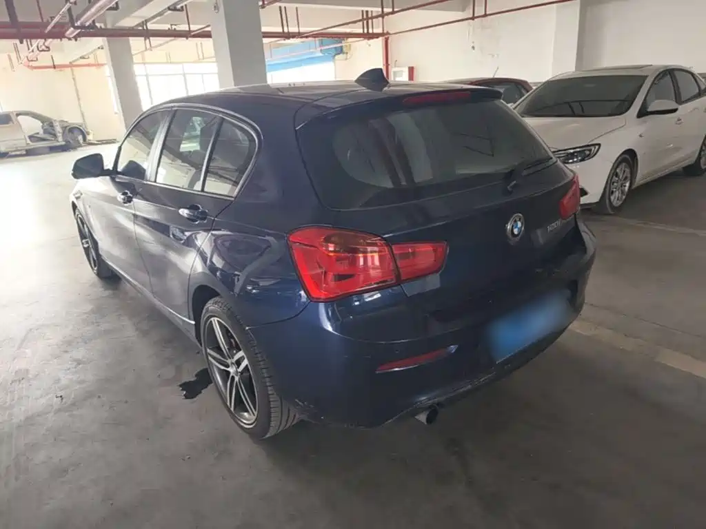 BMW 1 Series (Import) 宝马1系进口 2015款 120 i 运动设计套装