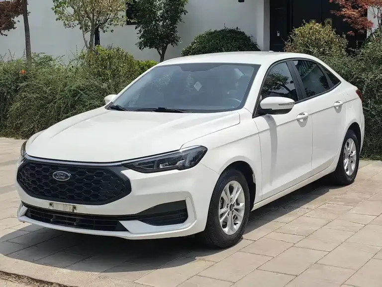 Ford Escort 1.5 L Auto Gold
