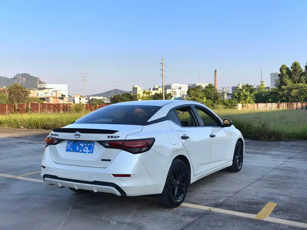 Sylphy 1.6 L XL CVT Joy