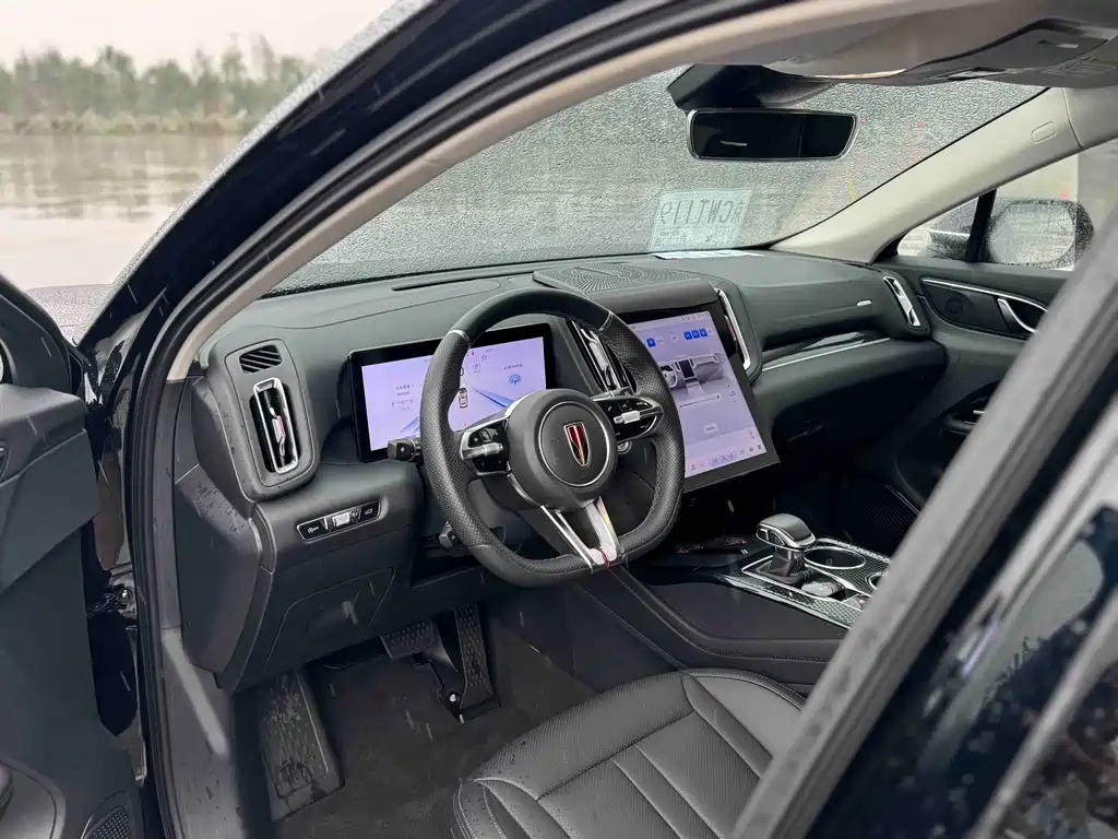 Hongqi HS3 红旗HS3 2024款 1.5 T 勇为版