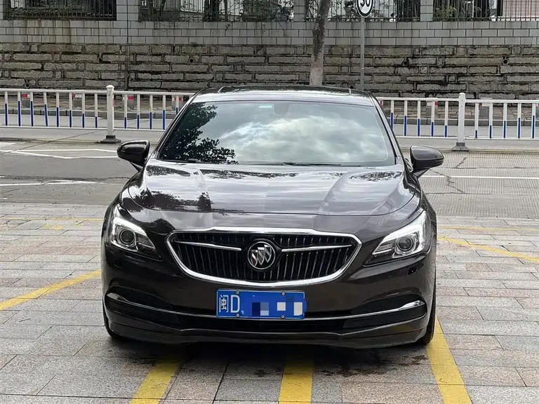 Buick LaCrosse 20 T Elite