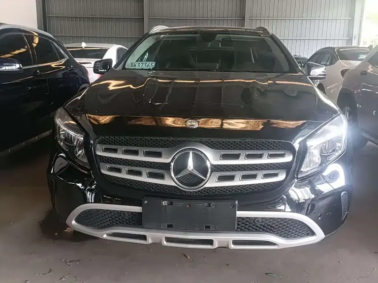 Mercedes-Benz GLA GLA 200 Dynamic