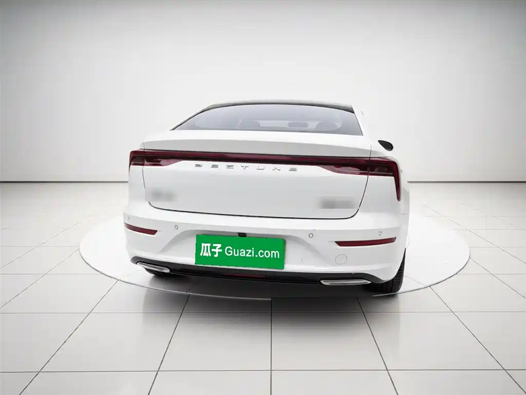 Besturn B70 3 rd Gen 1.5 T Auto Premium