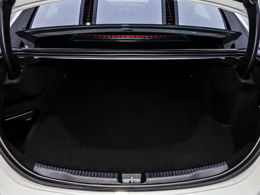 Mercedes-Benz C-Class NEV Facelift C 350 eL