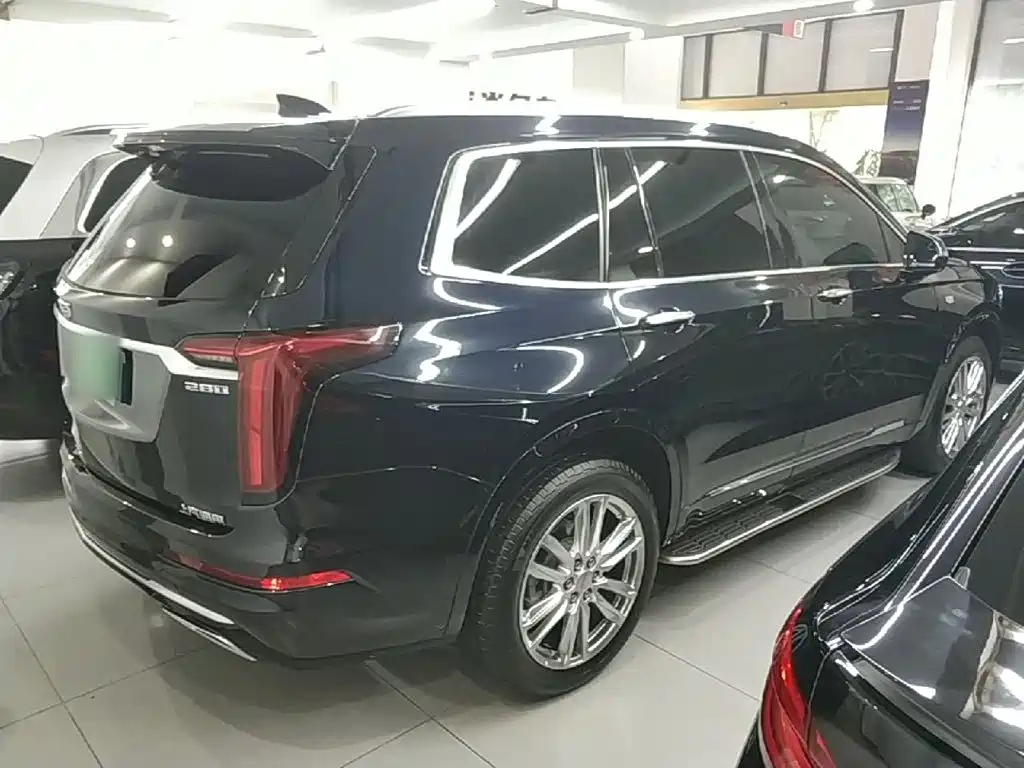 Cadillac XT6 2.0 T 6-seat 4 WD Luxury