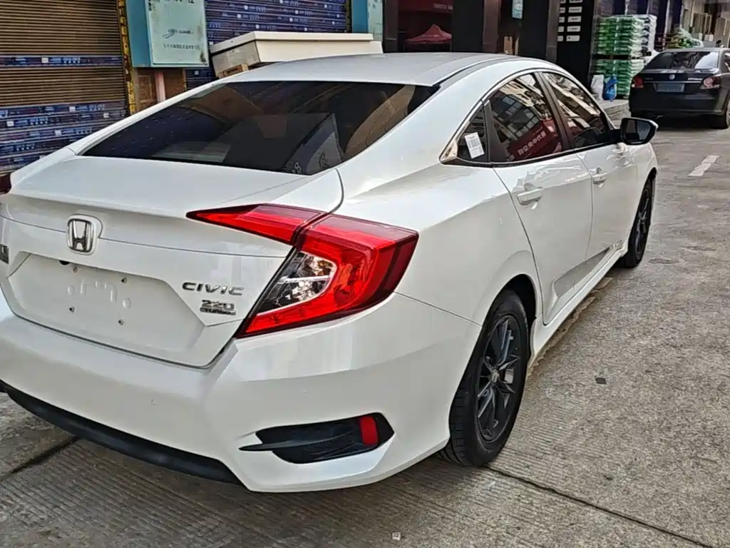 Civic 220 TURBO CVT Power Motion CN-VI