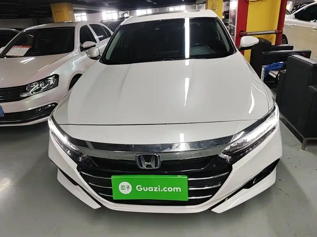Accord Sharp· Hybrid 2.0 L Sharp Leading