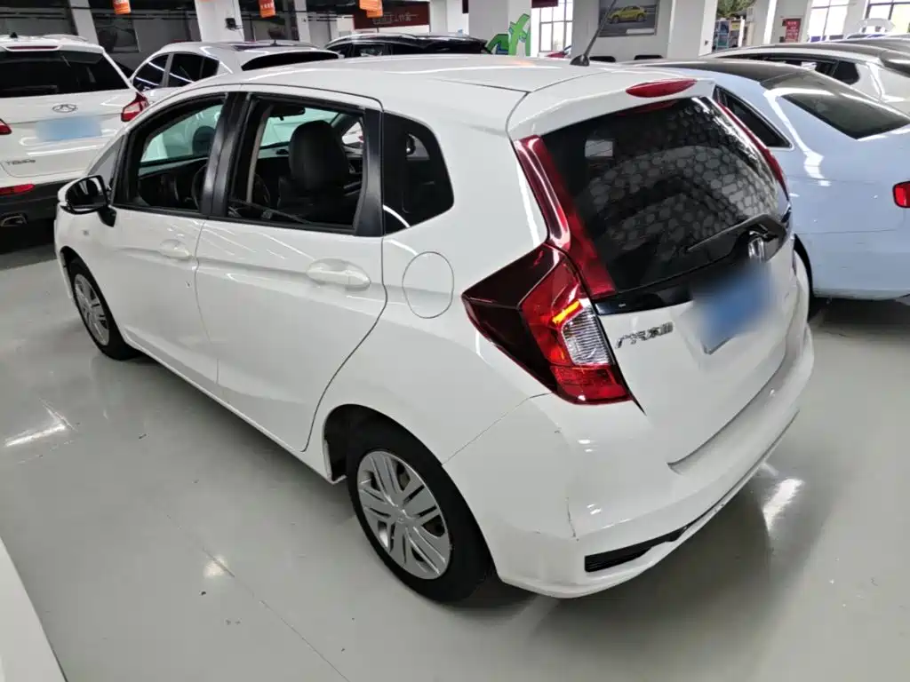 Fit 1.5 L CVT Comfort