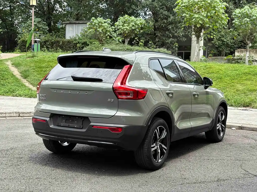 Volvo XC40 沃尔沃XC40 2023款 B3 智远运动版