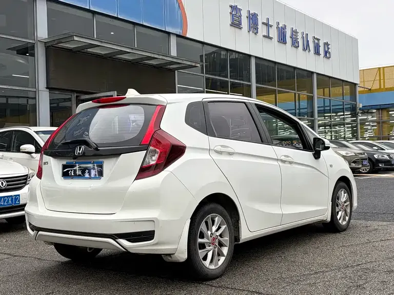 Honda Fit 1.5 L CVT Comfort