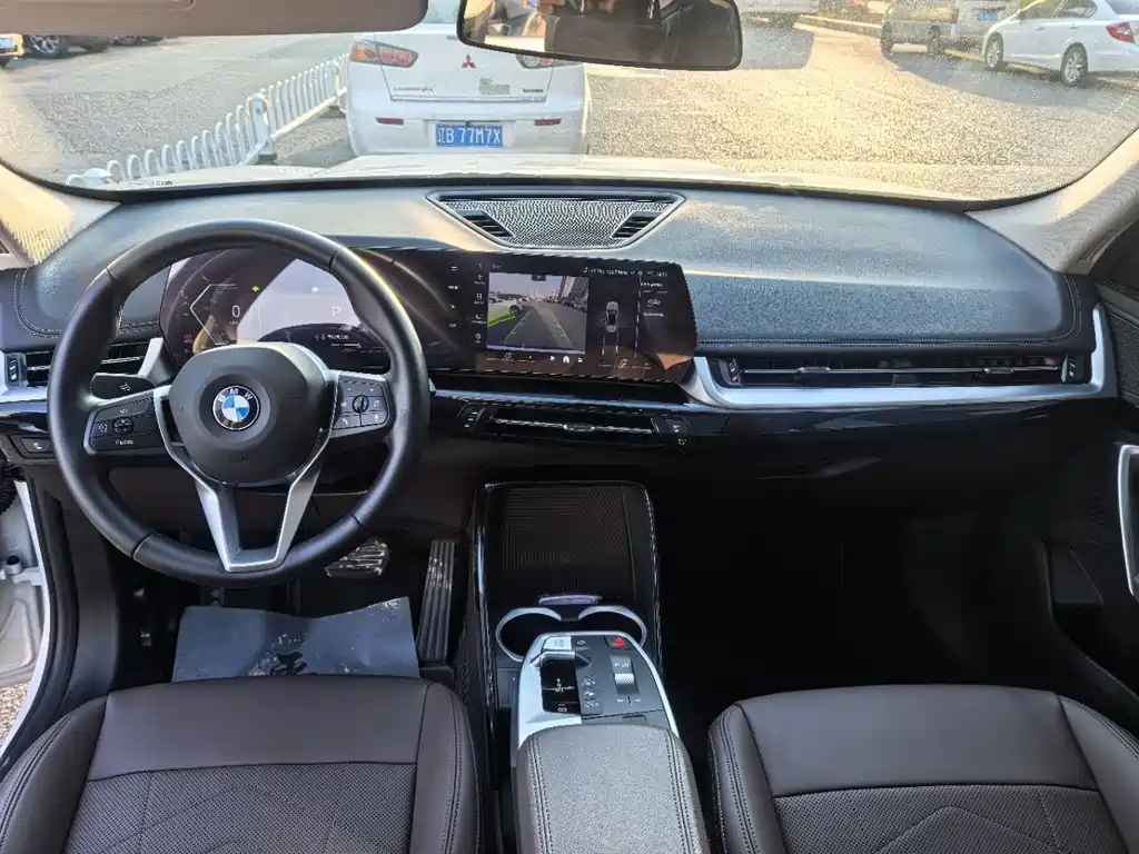 BMW X1 sDrive20 Li X Design Package