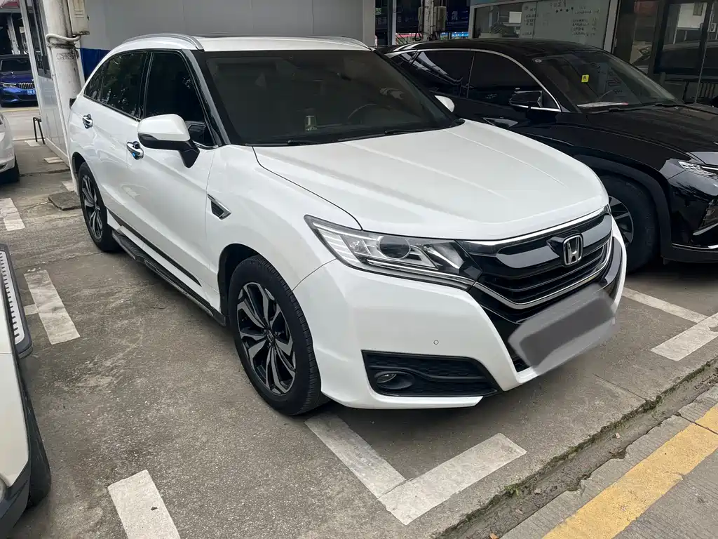 Honda UR-V 240 TURBO 2 WD Classic CN-V