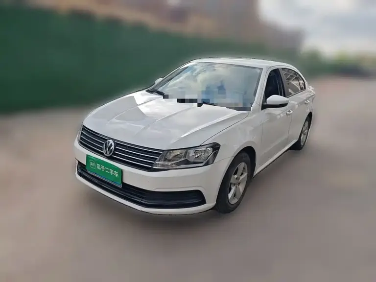 Volkswagen Lavida 1.6 L Auto Style