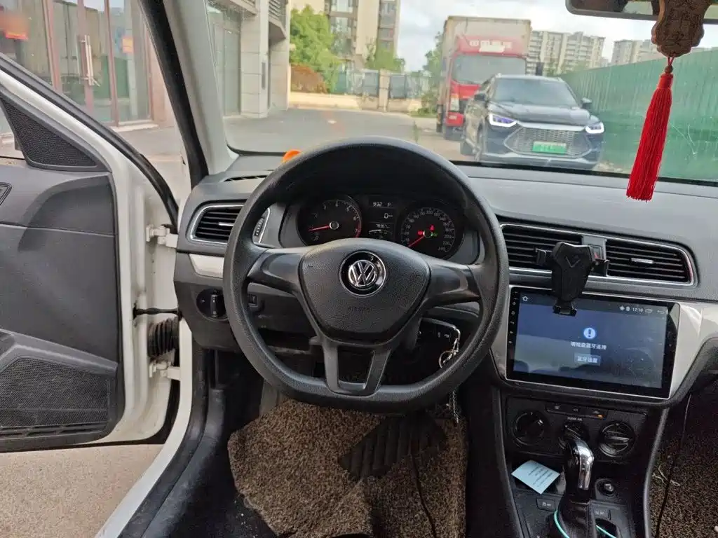 Lavida 1.6 L Auto Style