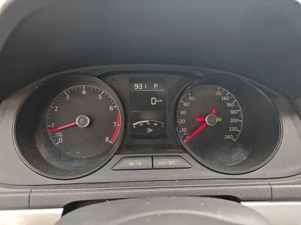 Lavida 1.6 L Auto Style