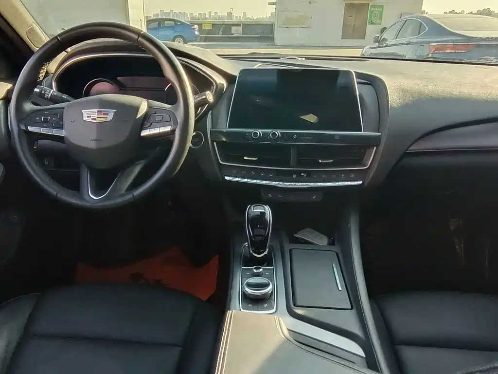 Cadillac CT5 28 T Luxury
