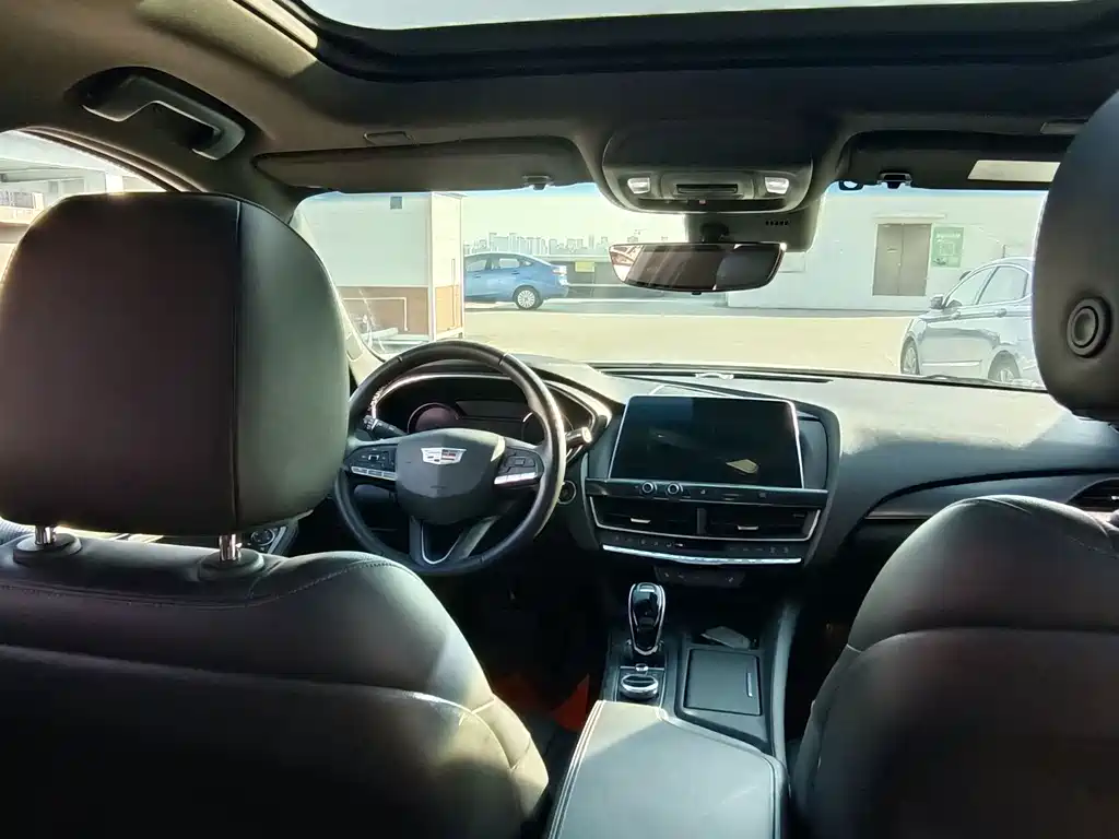 Cadillac CT5 28 T Luxury