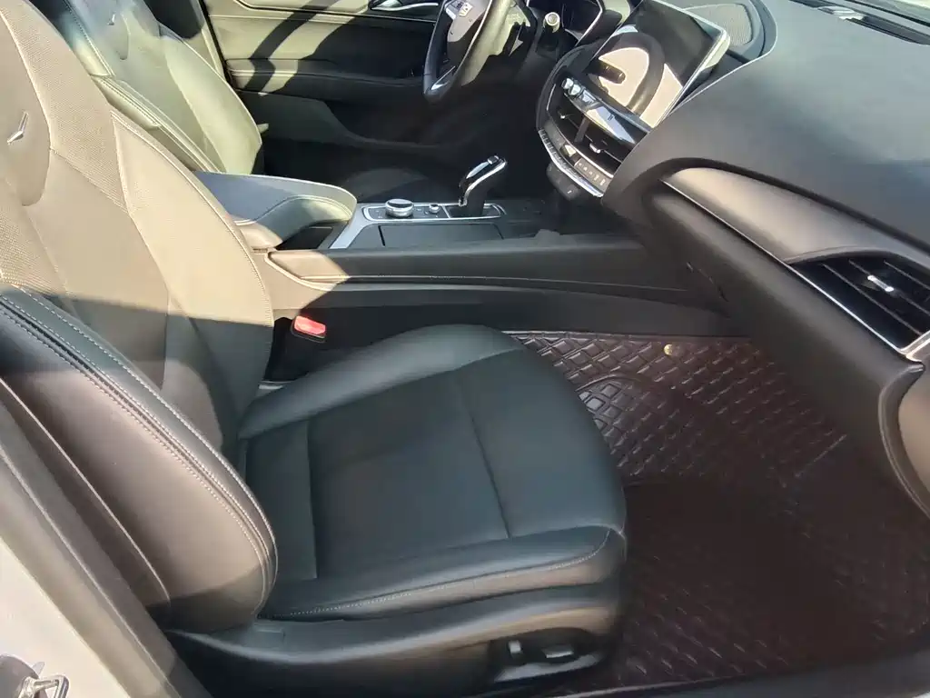 Cadillac CT5 28 T Luxury