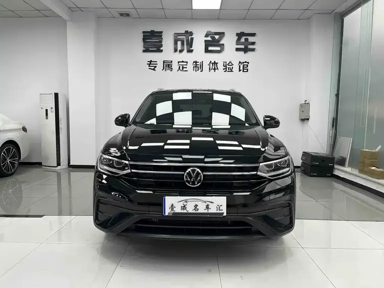 Volkswagen Tiguan L Outstanding 300 TSI Auto 2 WD Dragon