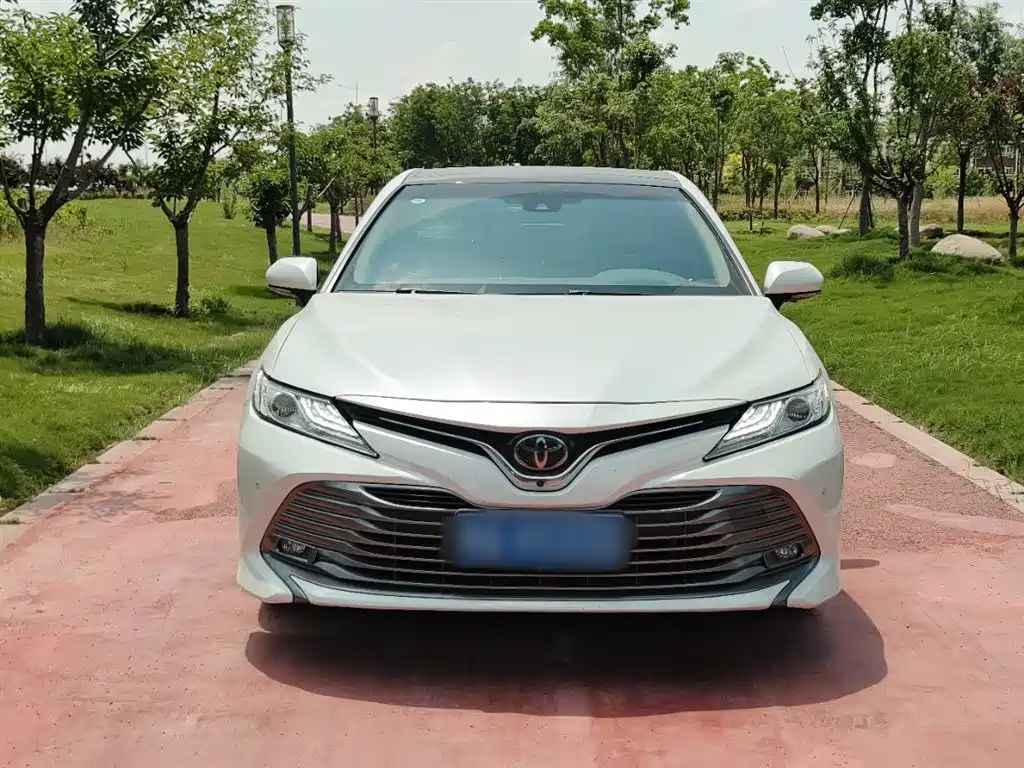 Camry 2.5 G Luxury