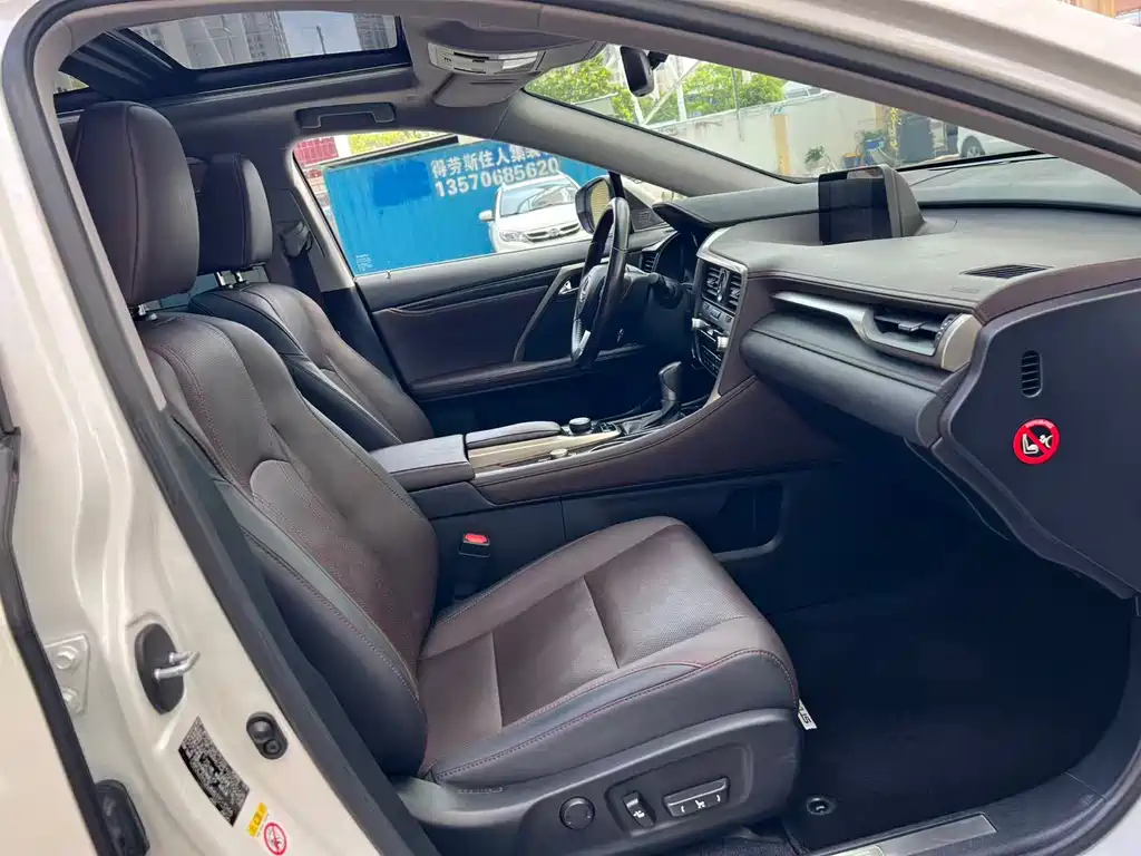 Lexus RX 300 4 WD Elegant CN-V