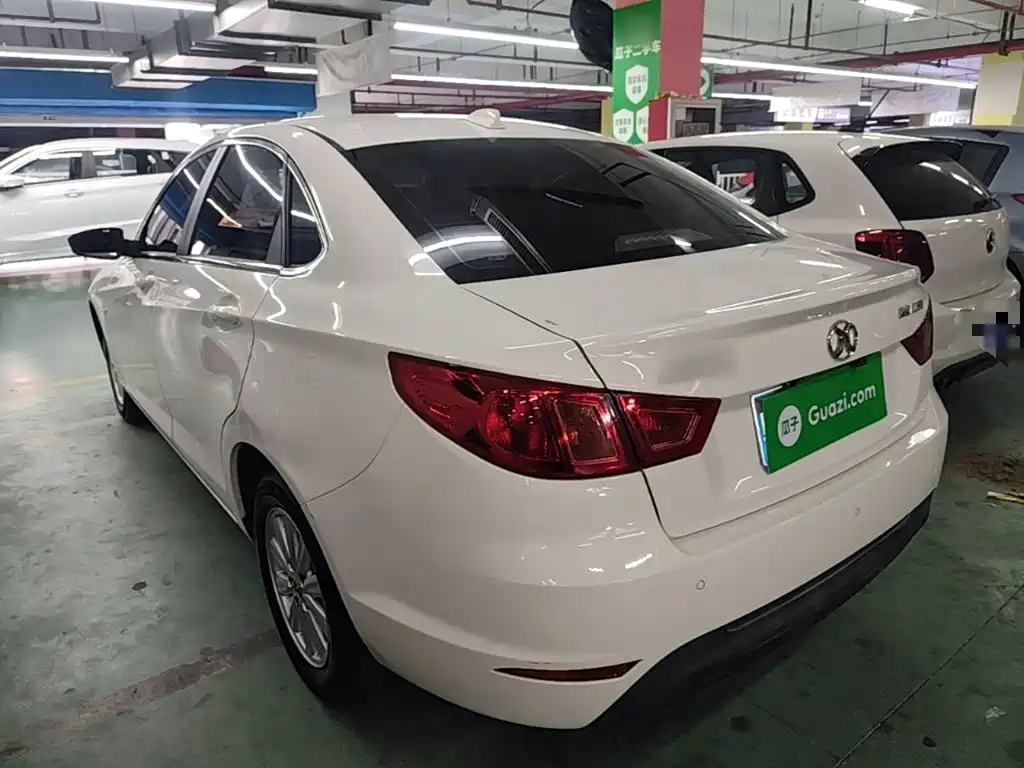 Senova D50 1.5 L CVT Standard