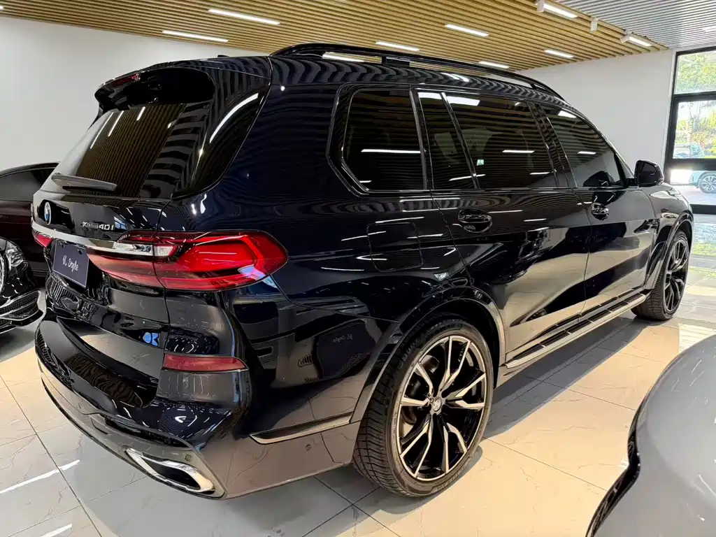 BMW X7 xDrive40 i Executive M Sport Package