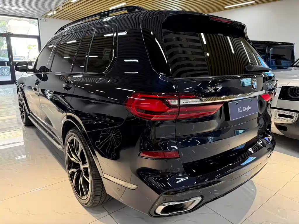 BMW X7 xDrive40 i Executive M Sport Package