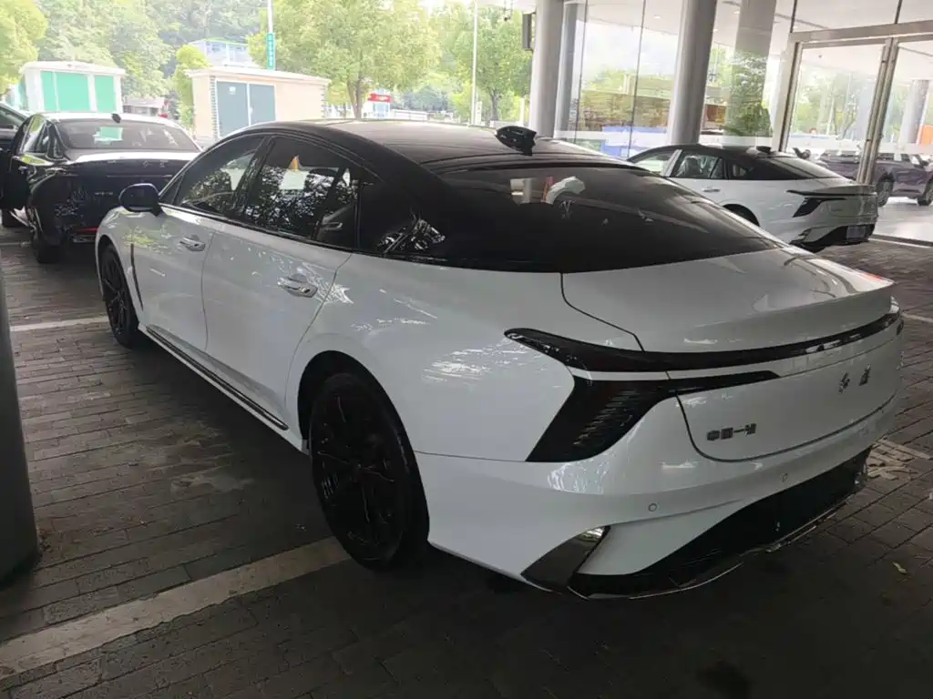 Hongqi H6 2.0 T Zhishang