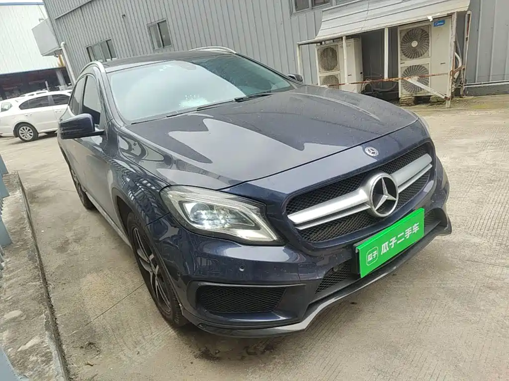 Mercedes-Benz GLA GLA 200 Fashion