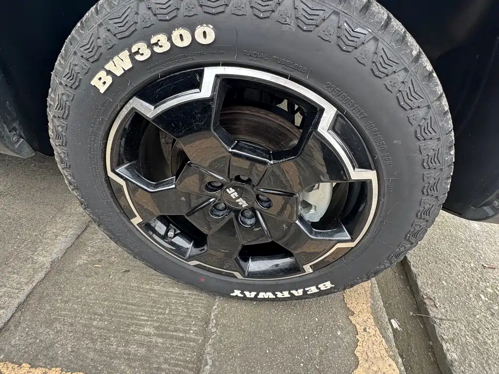 BAIC BJ30 1.5 T Magic Core Electric Drive Advanced