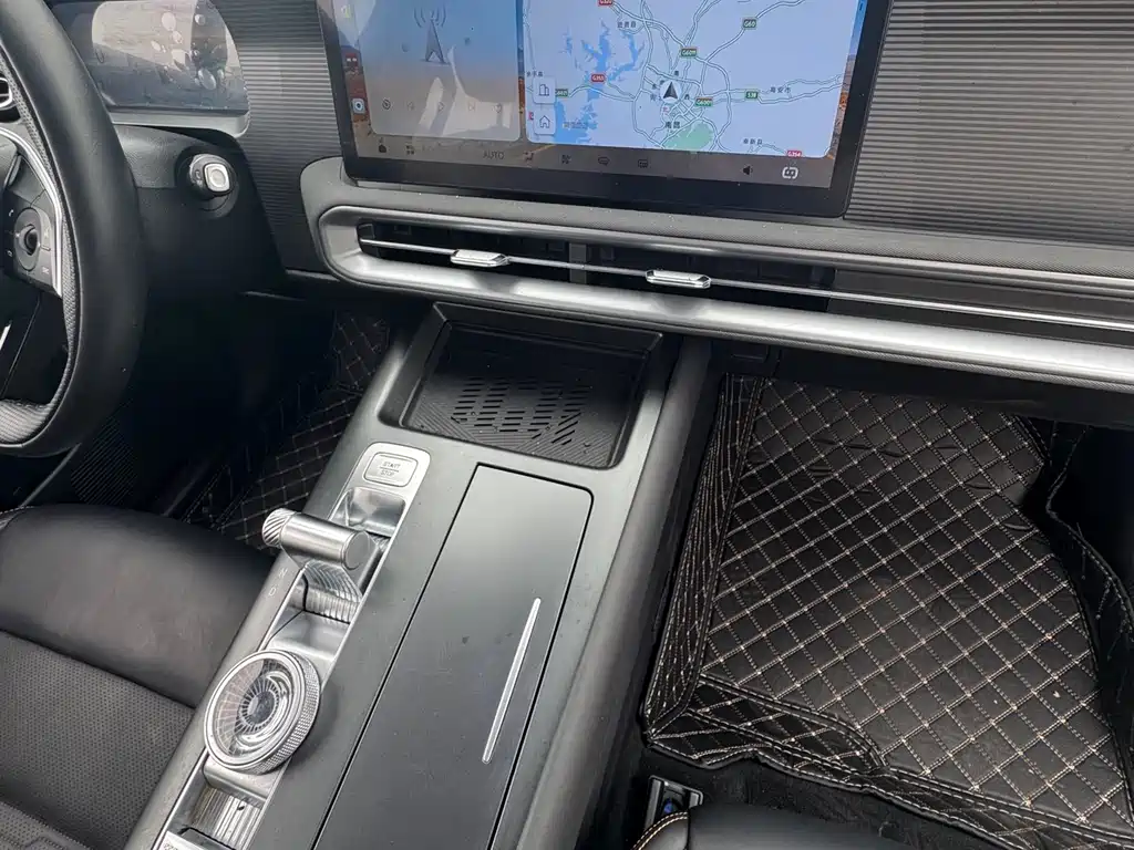 BAIC BJ30 1.5 T Magic Core Electric Drive Advanced