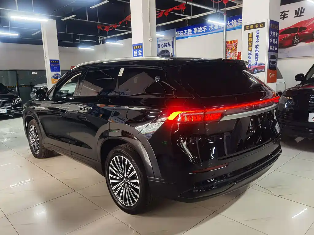 Tiggo 9 C-DM 1.5 T 106 KM Super Enjoyment 5-seat LFP
