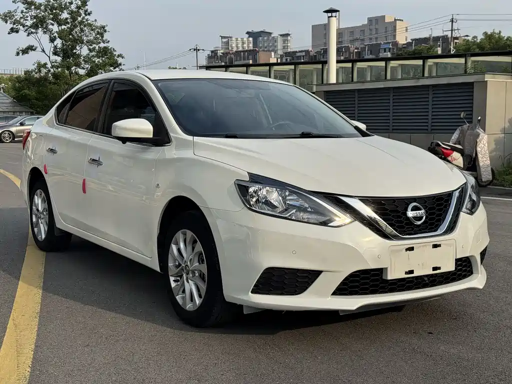 Sylphy 1.6 XE CVT Comfort Enjoyment