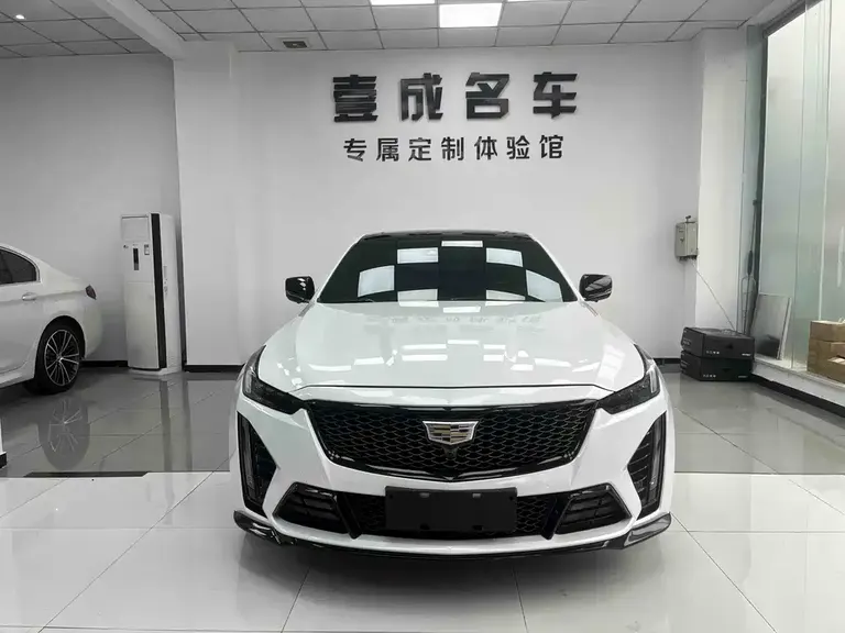 Cadillac CT5 28 T Luxury