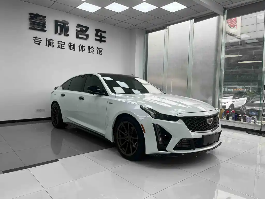 Cadillac CT5 28 T Luxury