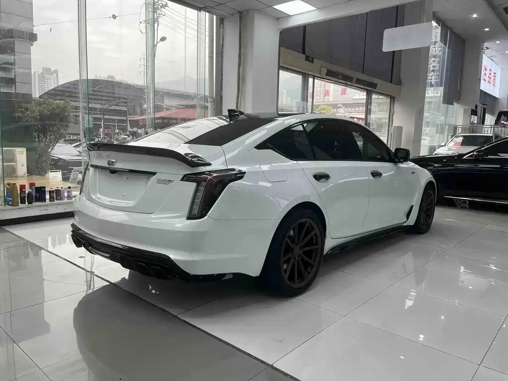 Cadillac CT5 28 T Luxury