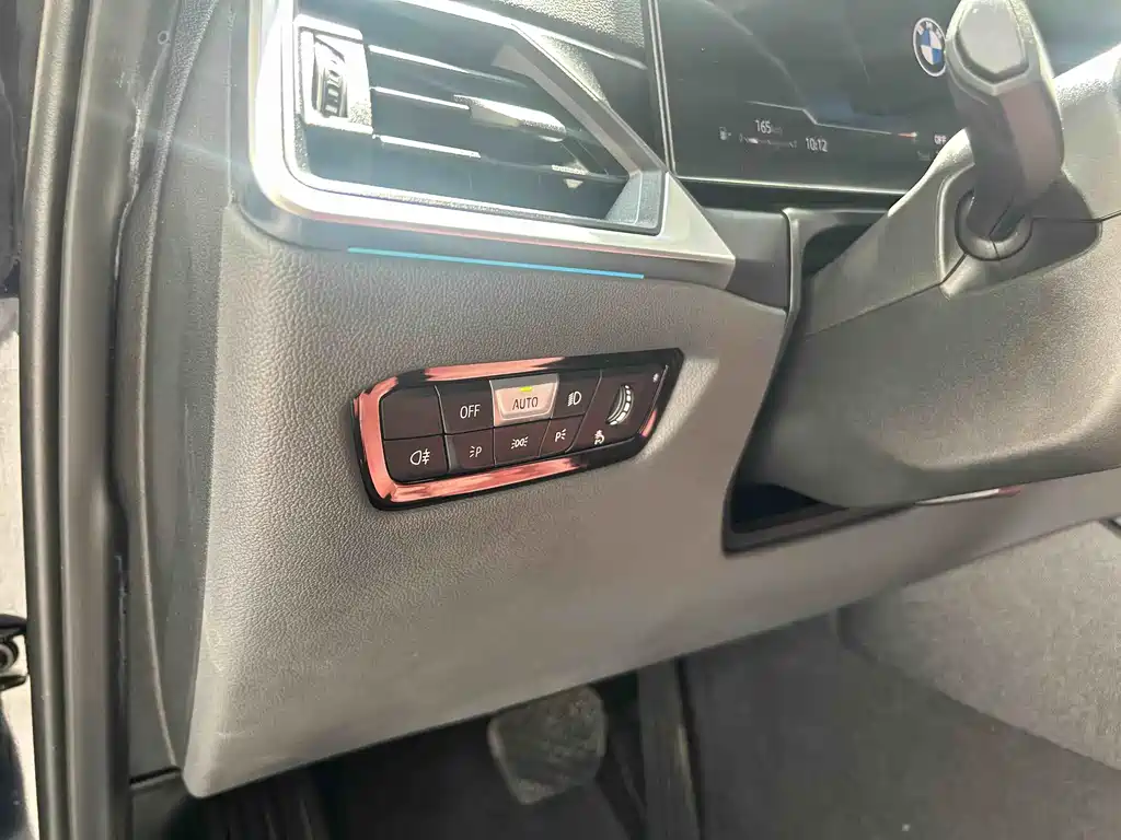 BMW 3 Series 330 i M Sport Night Package