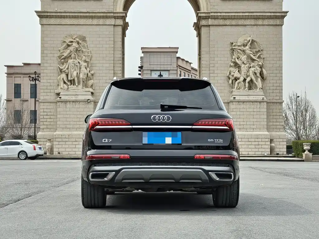 Audi Q7 55 TFSI quattro S line Sport